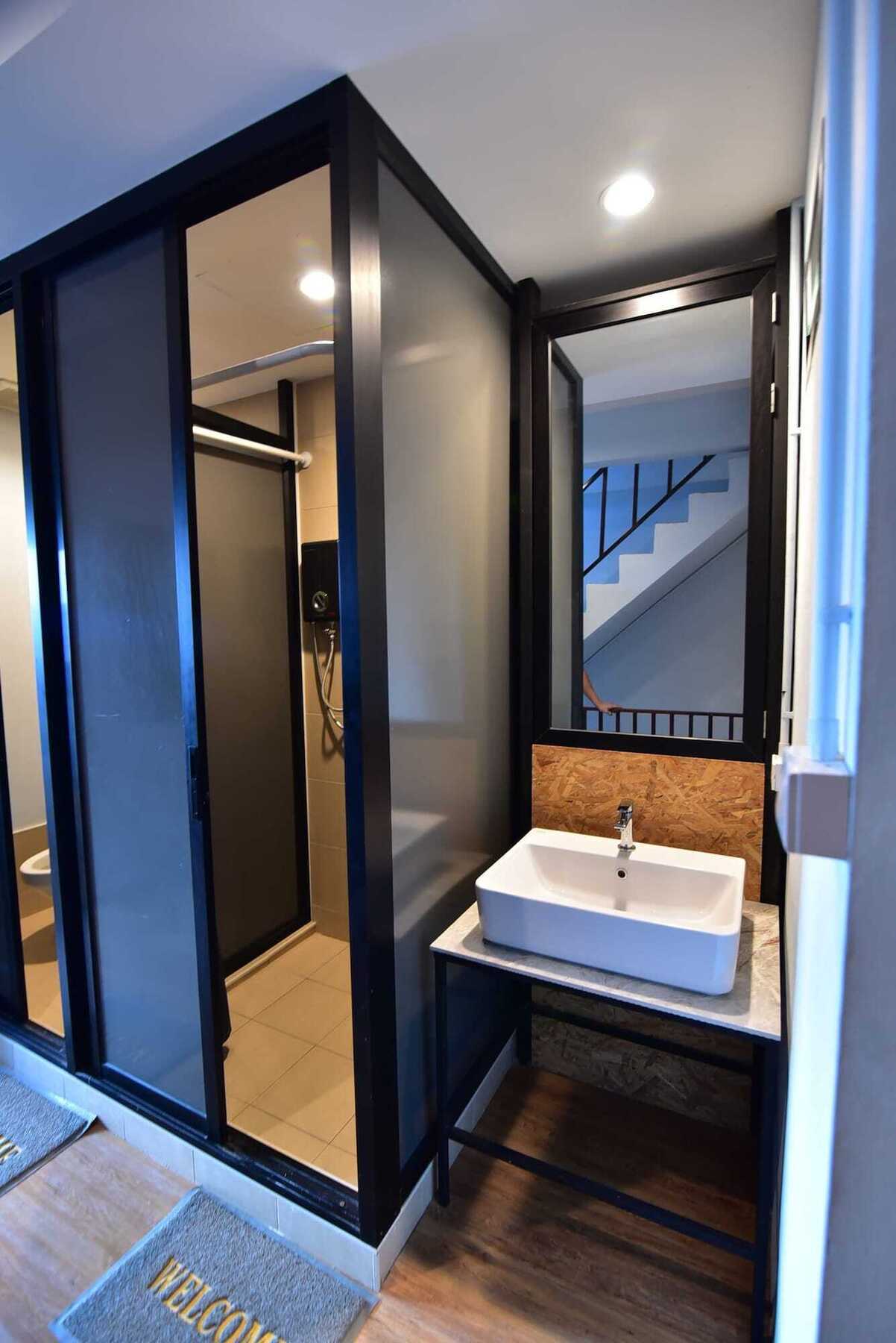 Wj Hostel Bangkok Exteriör bild